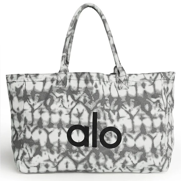 NWT Alo Grey Tie-dye Shopper Tote - Picture 2 of 4